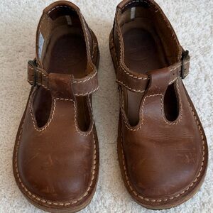 Classic Brown Leather Mary Jane Shoes for Women